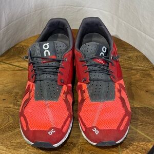 On Cloud Men’s Running Shoes